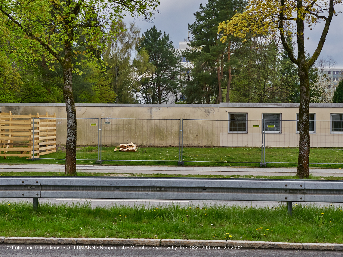 25.04.2022 - Baustelle am Haus für Kinder in Neuperlach